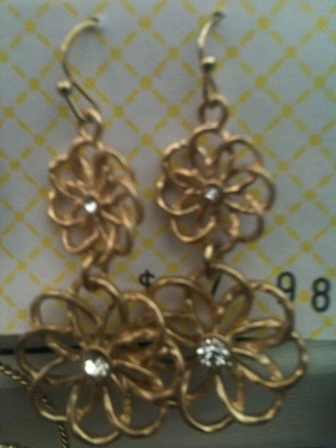 Gold Hanging Flower Earrings-